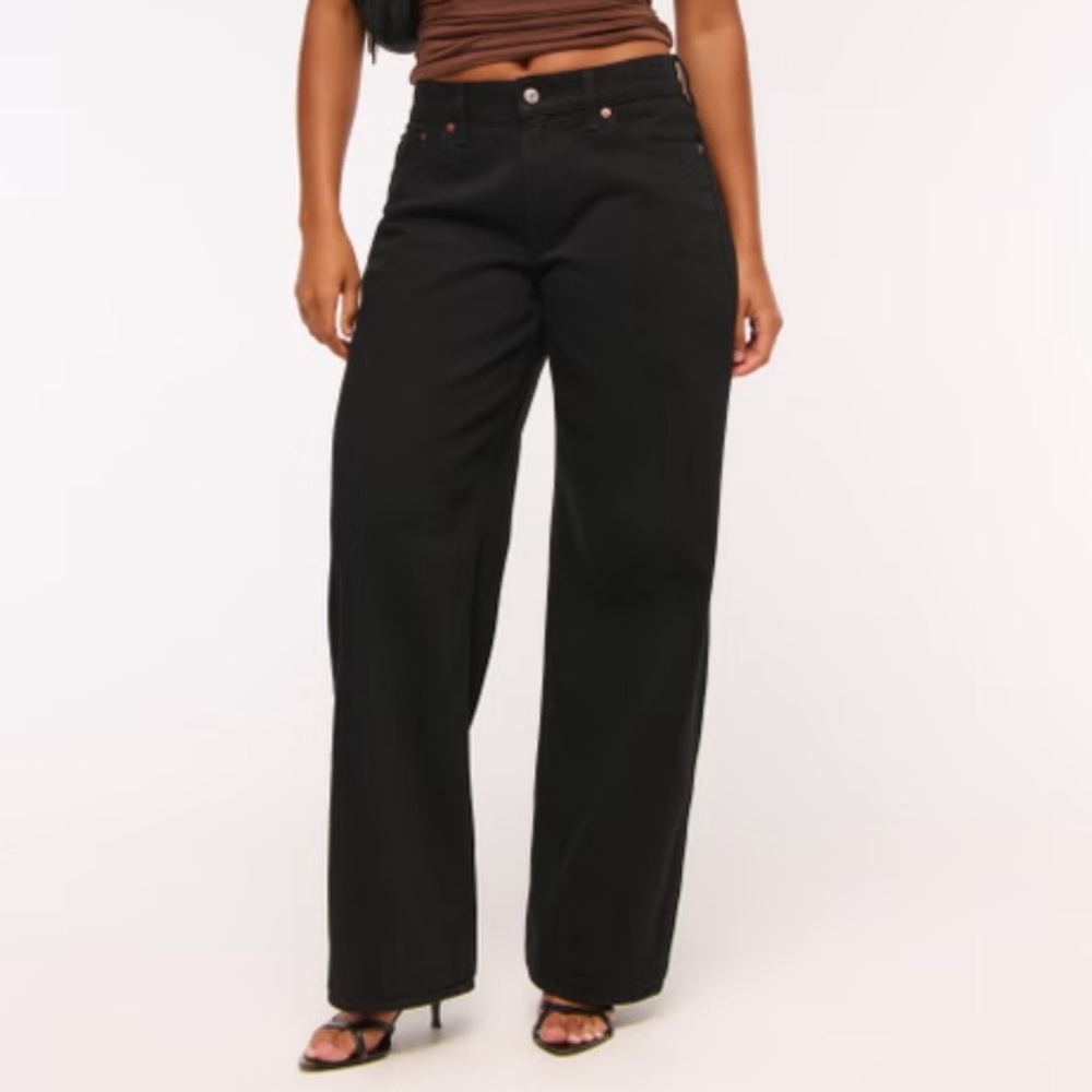 Abercrombie Curve Love Low Rise Ultra Loose Jean